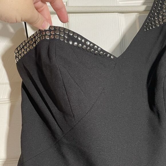 GUESS Jet Black Studded One Shoulder Pant Romper Jumpsuit Women’s Size 12 - Picture 7 of 16